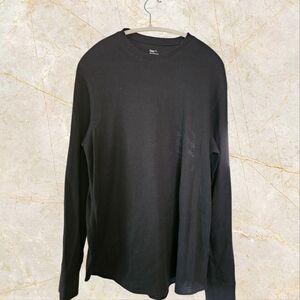 GAP Mens Black Long Sleeve Lightweight Classic Crew Neck